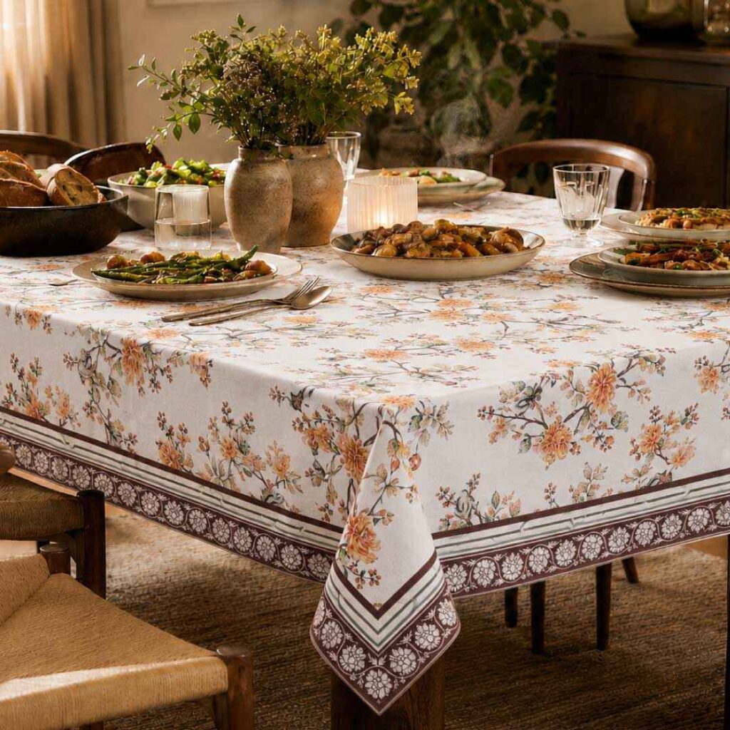 Robin Table Cover