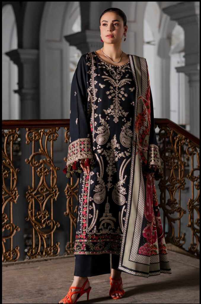 3PC Embroidered stitched Khaddar Suit KKHE-4284