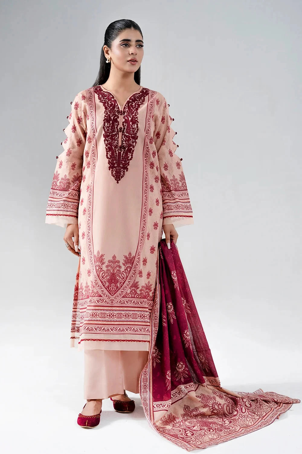 3pc-embroidered-stitched-lawn-suit-kl-4079-khas-stores-us-622581.jpg 3PC Embroidered stitched Lawn Suit | KL-4079